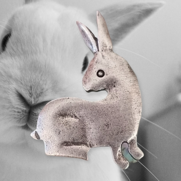 Vintage Signed Rabbit Brooch Brushed Silver Tone